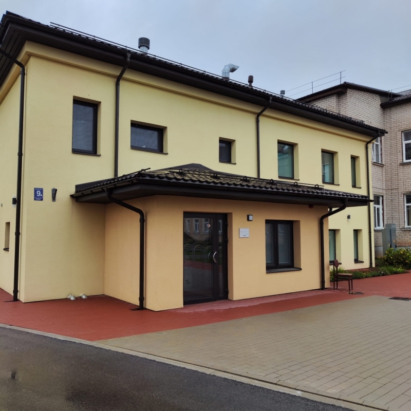 Grupu māja Aknīste