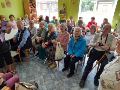 Senioru kopbilde