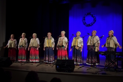 Mazākumtautību kolektīvs koncertā