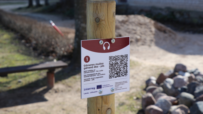 Projekta plāksnīte