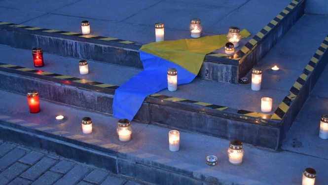 Ukraina