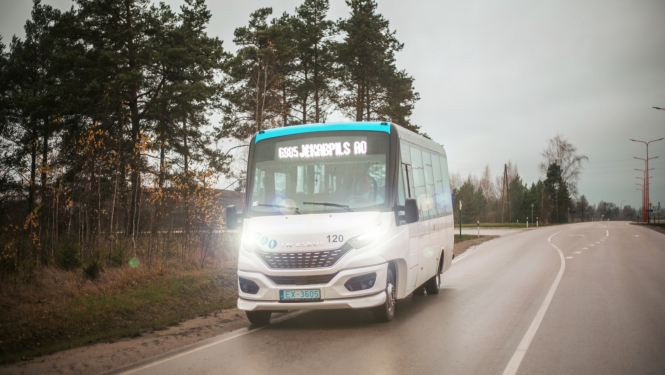 autobuss