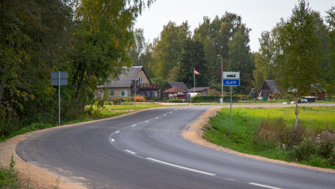 Autoceļš Slatē
