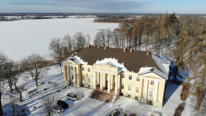 Brāļu Skrindu Atašienes vidusskola