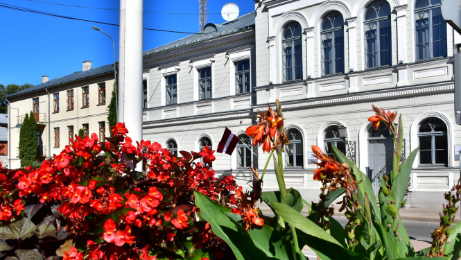 Ēka Brīvības ielā 120 Jēkabpilī