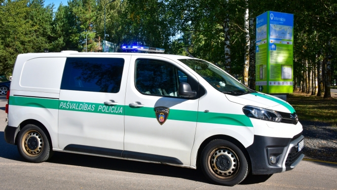 Pašvaldības policijas auto