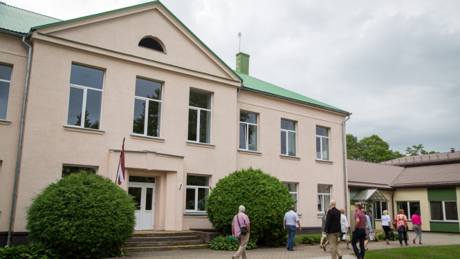 Ābeļu pamatskola