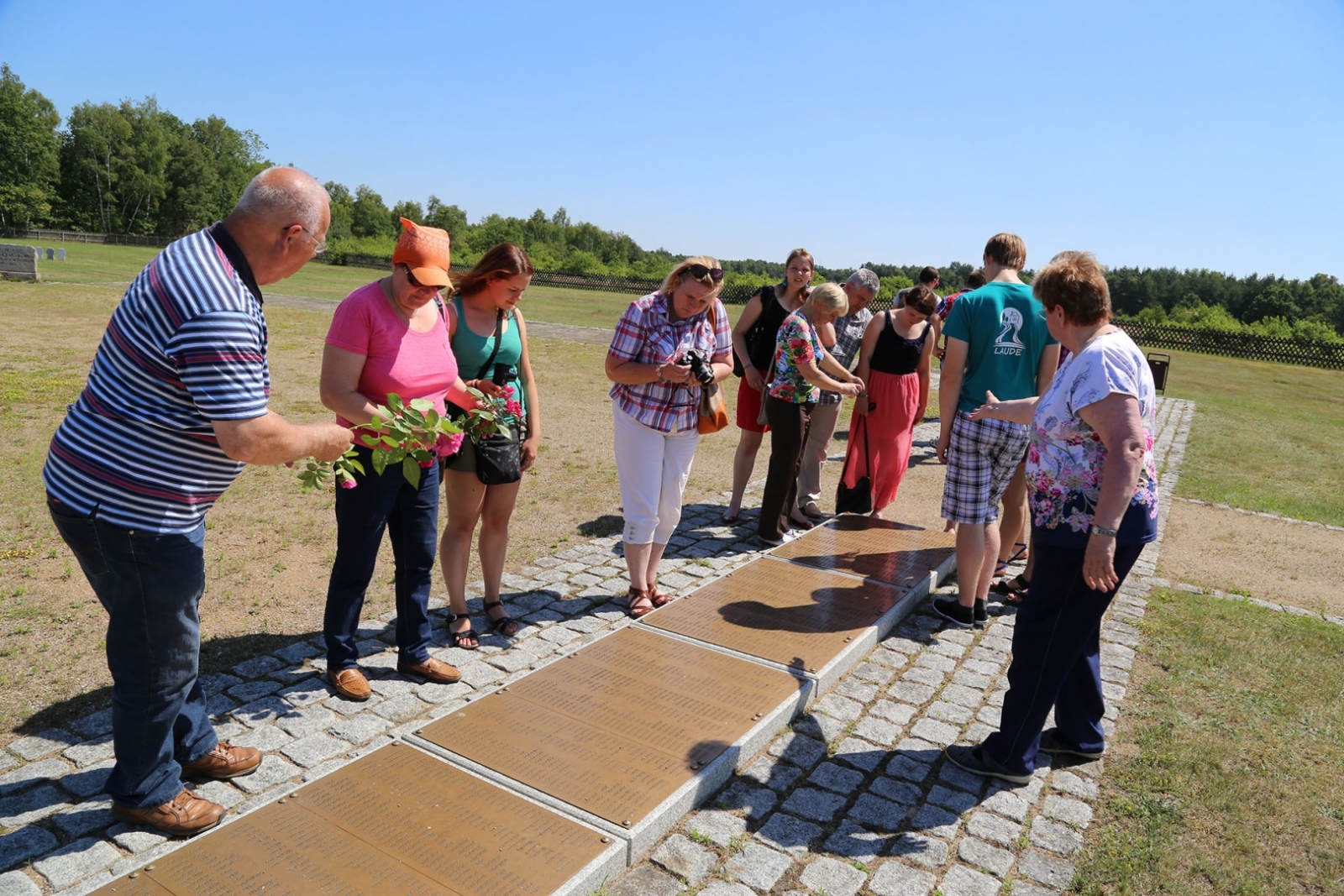 Piemiņas brīdis 2. pasaules karā kritušajiem Parhimā