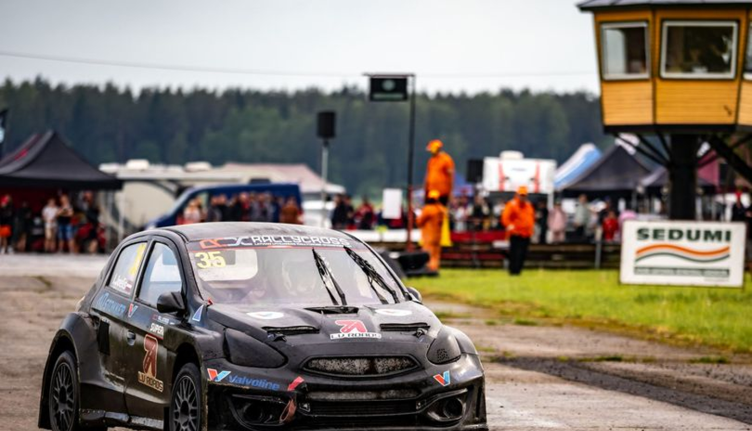 Rallijkrosa auto