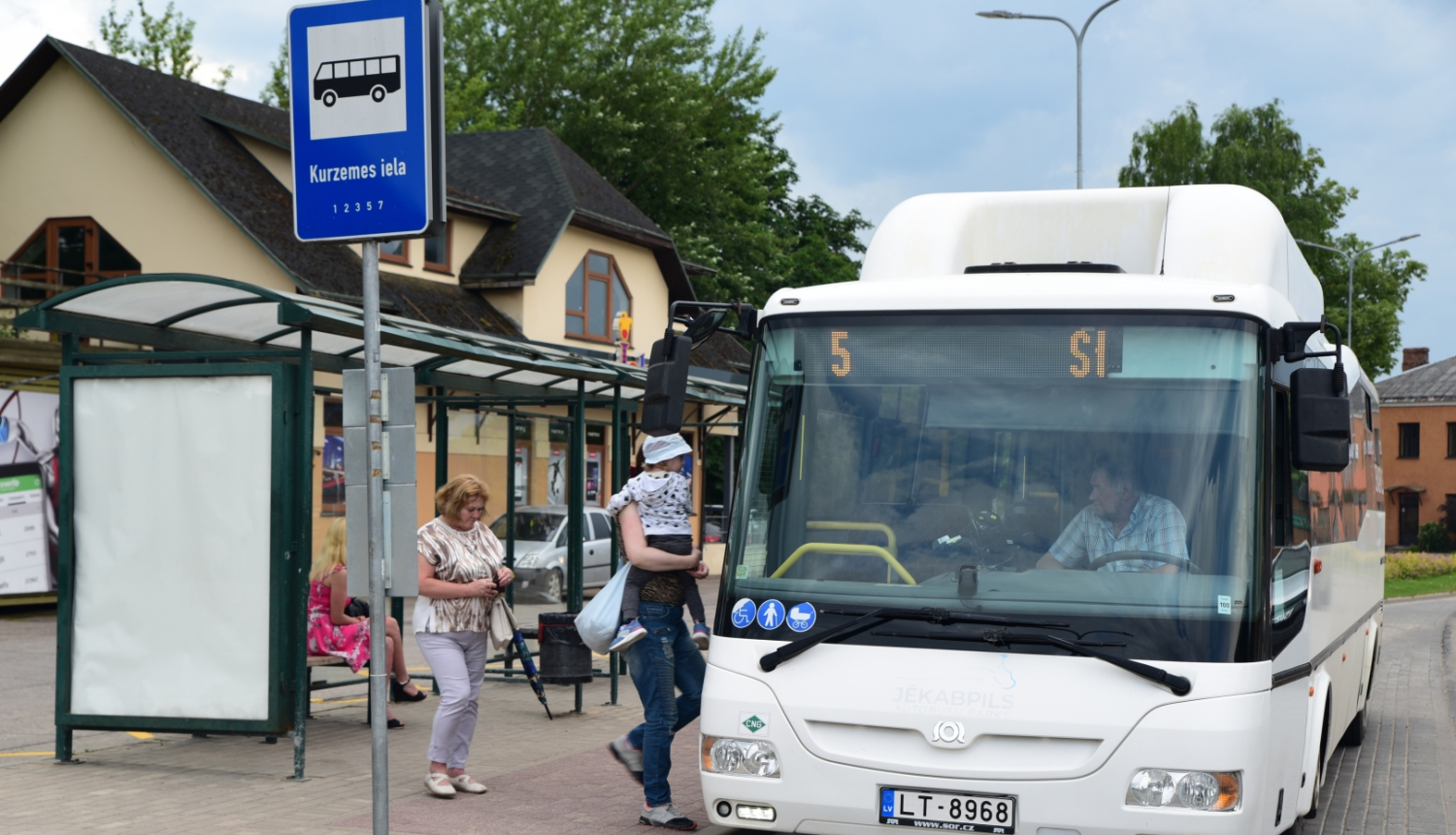 autobuss