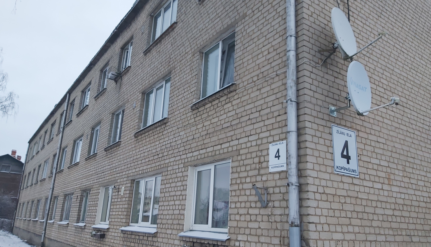 Daudzdzīvokļu nams Jēkabpilī