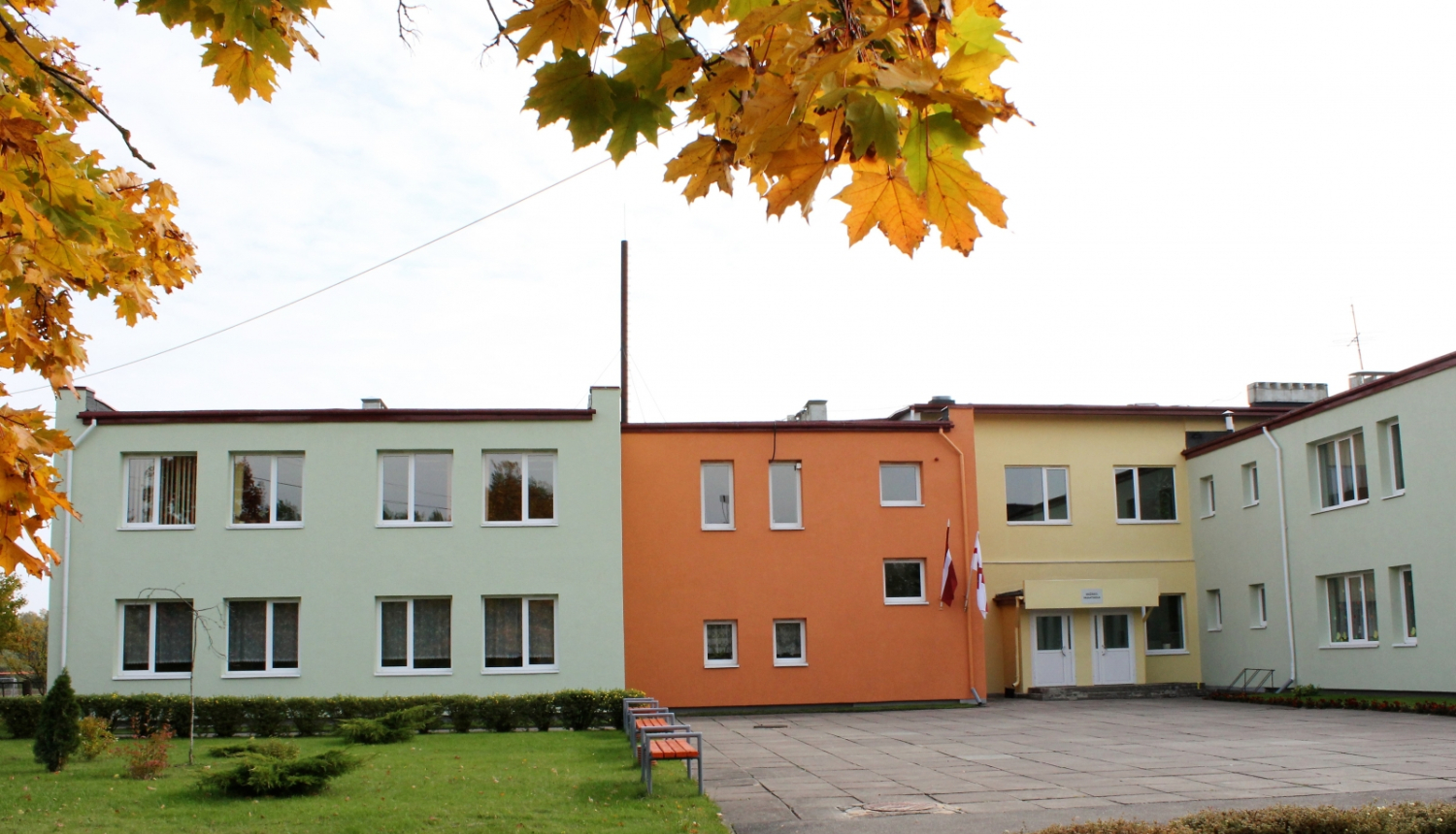 Mežāres pamatskolas ēka