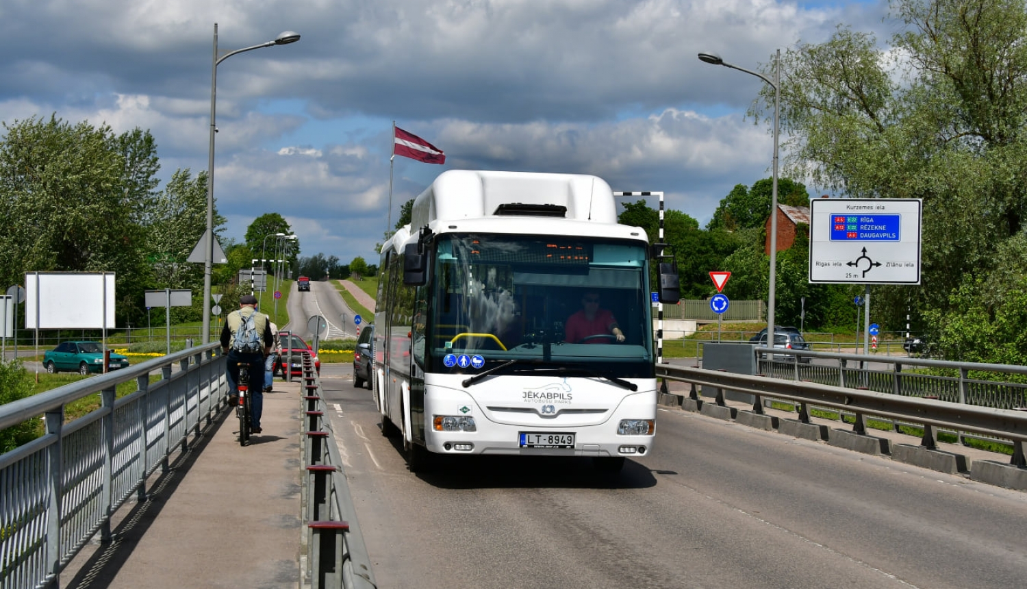 Autobuss