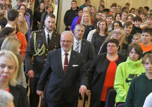 Foto no Valsts prezidenta debatēm ar jauniešiem
