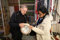 Arābu Emirātu vēstniece apmeklēja mākslas galeriju “MANS'S”, 