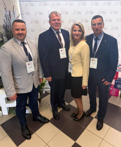 No kreisās puses- Kārlis Stars, Gints Kaminskis, Aija Vetere un Raivis Ragainis