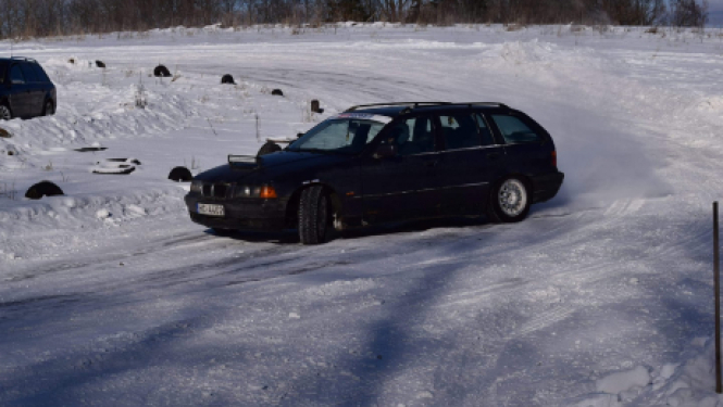 Jēkabpils Mežaparkā atvērta ziemas trase autobraucējiem