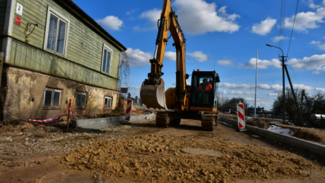 Atsākti pārbūves darbi Palejas ielā