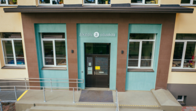 No 7.aprīļa mācību procesu klātienē atsāks 1.-4. klases Jēkabpils 2.vidusskolā un Jēkabpils 3.vidusskolā