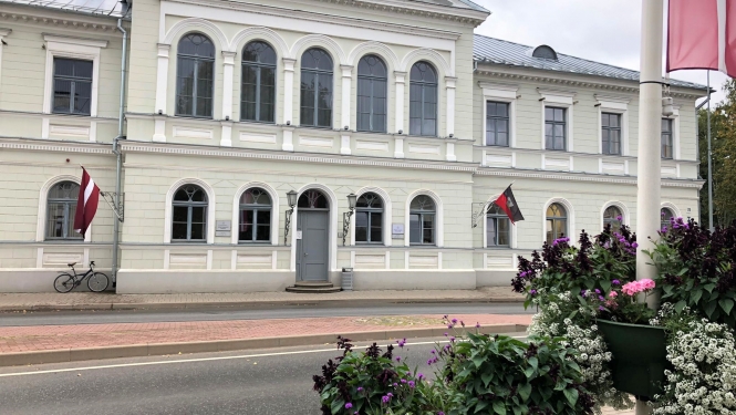 Jēkabpils novada domes ēka Brīvības ielā 120, Jēkabpilī