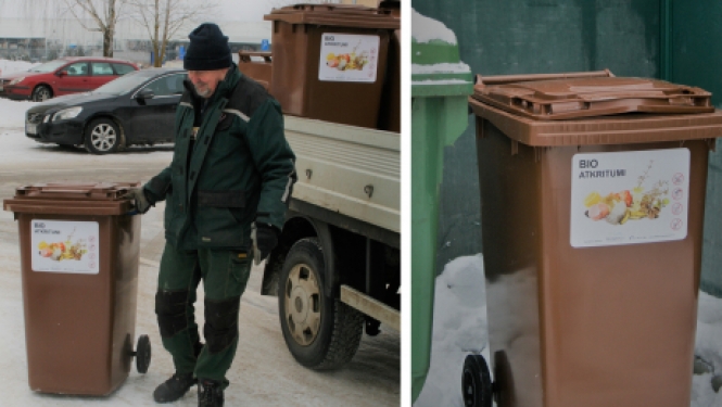 Bebru ielas mikrorajonā uzstādīti pirmie bioloģisko atkritumu šķirošanas konteineri