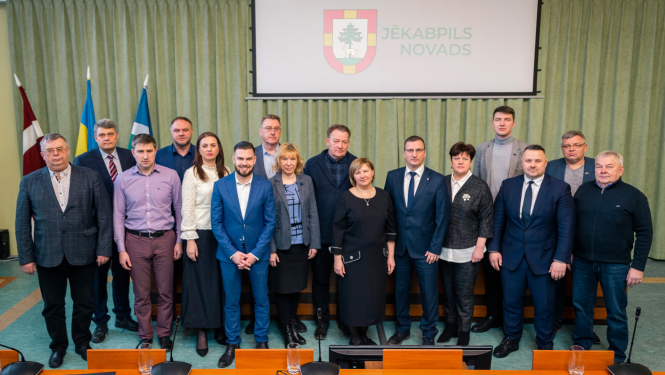 Deputātu kopbilde pēc pašvaldības 2025. gada budžeta apstiprināšanas