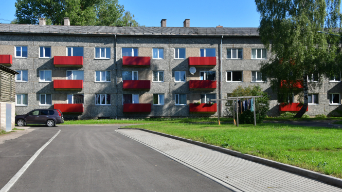 Asfaltētas ielas Variešu ciemā