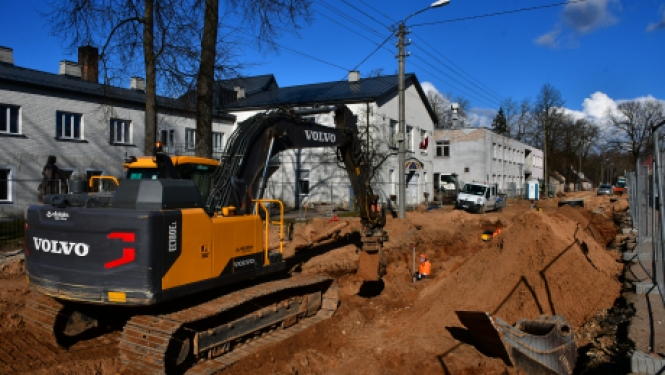Aktīvi turpinās pārbūves darbi Brīvības ielā