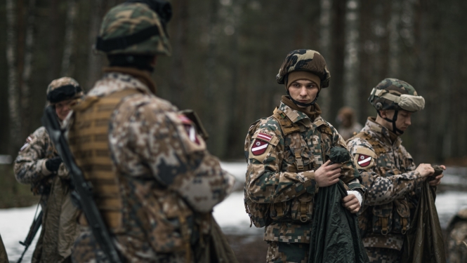 Ilustratīvs attēls ar Zemessardzi