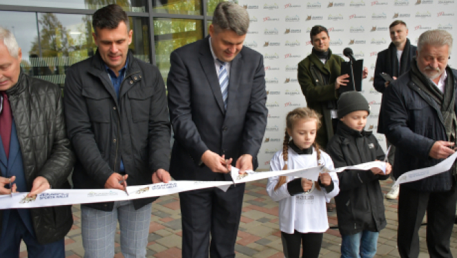 Atklāj jaunuzbūvēto Jēkabpils sporta halli