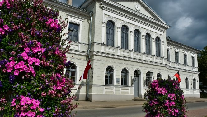 Ēka Brīvības ielā 120, Jēkabpilī