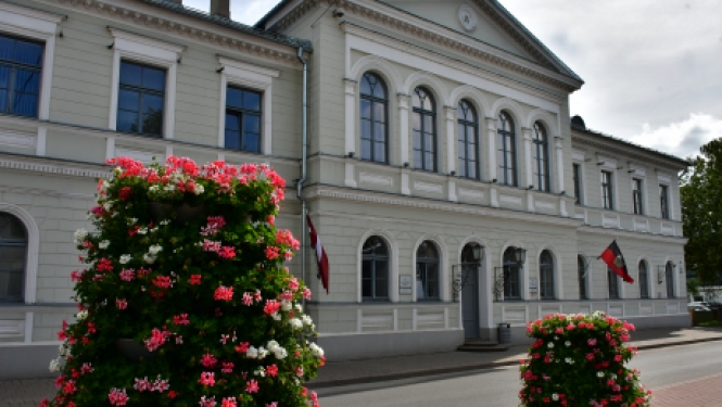 Pilsētas domē diskutē par ginekoloģijas pakalpojumu sniegšanu Jēkabpils slimnīcā