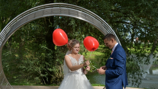 Jaunlaulātie pie vides objekta "Gredzeni" Kena parkā