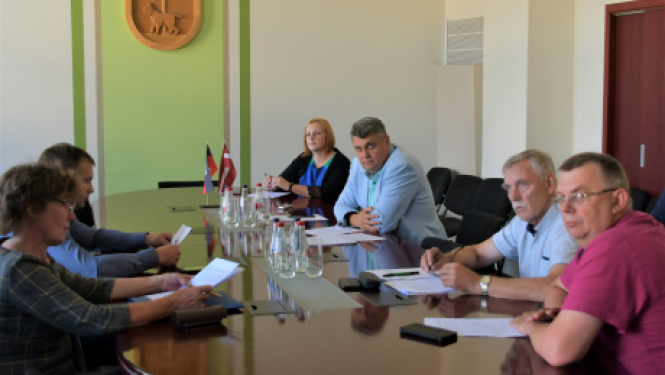 Jaunveidojamā Jēkabpils novada pašvaldības sanāk uz pirmo finanšu komisijas sēdi