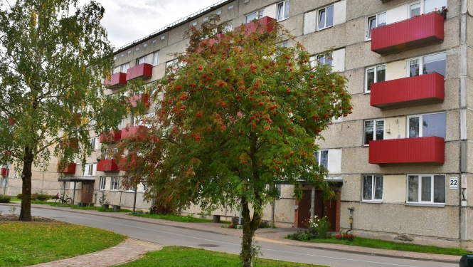 daudzdzīvokļu ēka