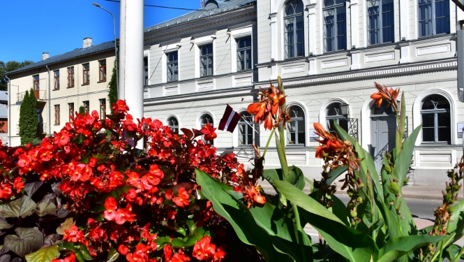 Ēka Brīvības ielā 120 Jēkabpilī