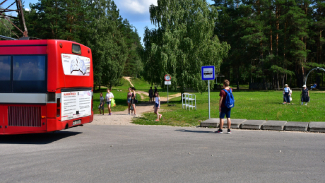 No 15. līdz 31.augustam izmaiņas Mežaparka autobusa maršrutā