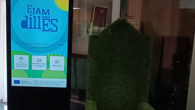 informatīvais plakāts