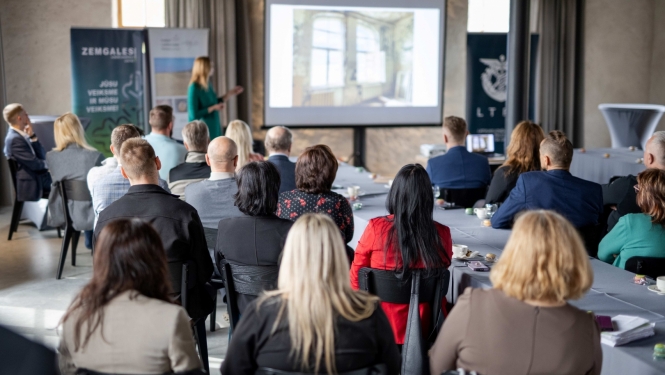 biznesa foruma dalībnieki