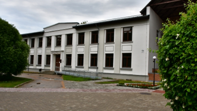 Aizbildņus un viņu bērnus aicina pieteikties vasaras nometnei