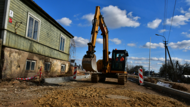 Atsākti pārbūves darbi Palejas ielā