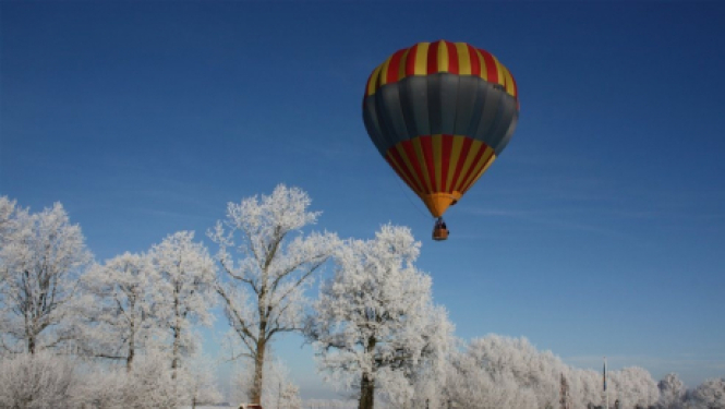 Izsludināts NVO projektu pieteikumu konkurss ģimenes pasākumu atbalstam 170 000 EUR vērtībā