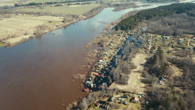 Ūdens līmenis turpina lēnām paaugstināties