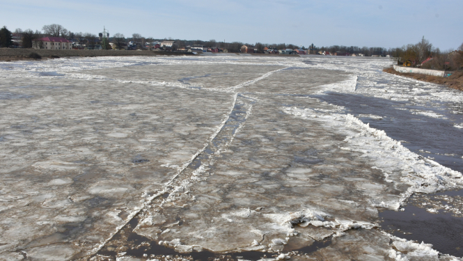 Šodien sākusies ledus kustība Daugavā pie Jēkabpils