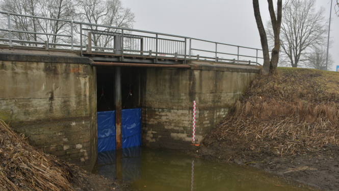 Krustpils pils dīķa slūžas