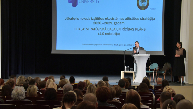 Sanāksme par izglītbu