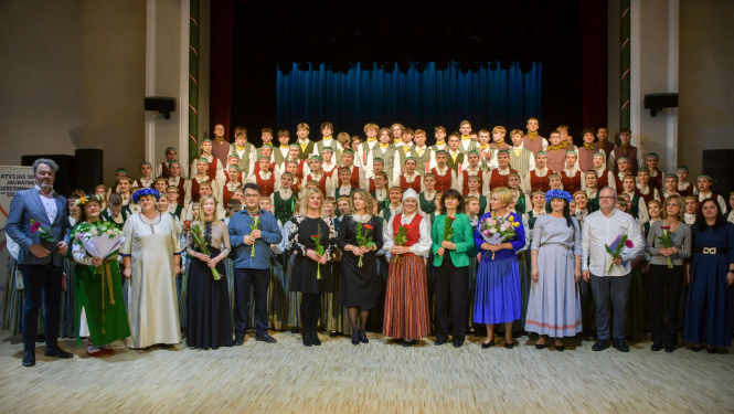 Koru skates dalībnieku kopbilde