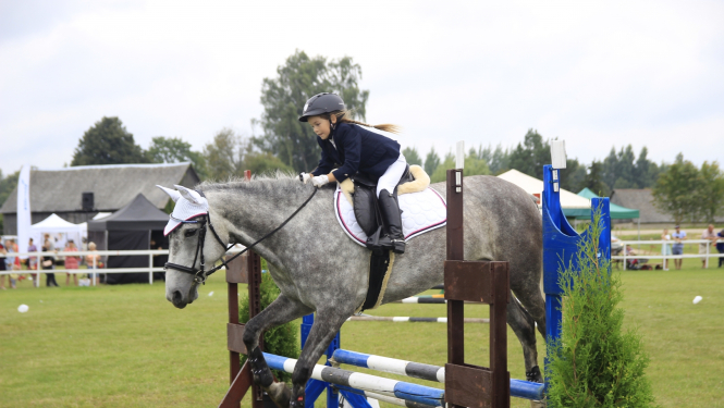 Sporta kluba “Mīļdzīvnieku biedrība” treniņsacensības konkurā Krustpils pagasta “Līčos” 