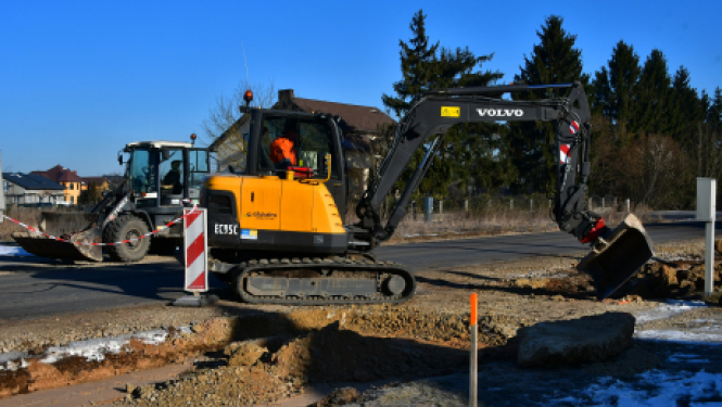 Atsākas būvdarbi Aldaunas ielā