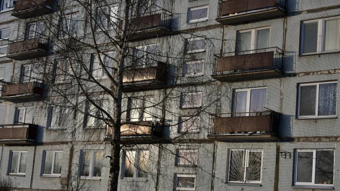 Pils rajona daudzdzīvokļu mājas